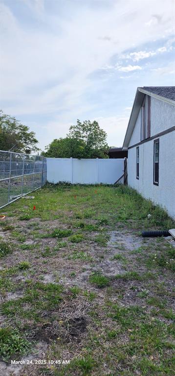 Building Photo - 6153 9th Ave