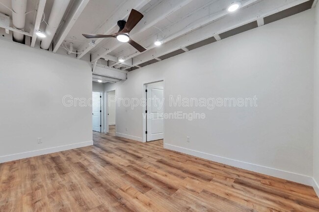 Building Photo - 4751 Ambrose Pl