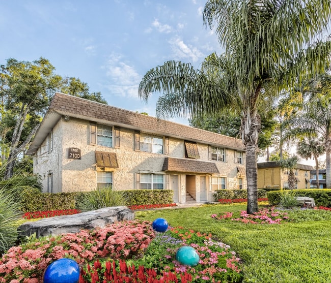 Building Photo - 2166 Dunsford Terrace