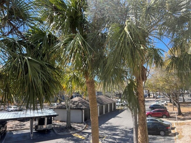 Building Photo - 8915 Latrec Ave