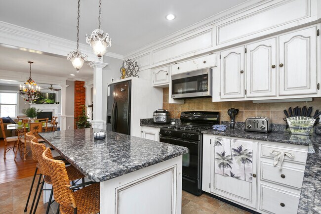 Building Photo - 829 Cinnaminson Ave