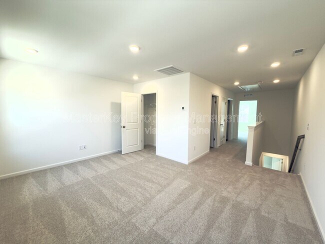 Building Photo - 1504 Crescent Townes Wy