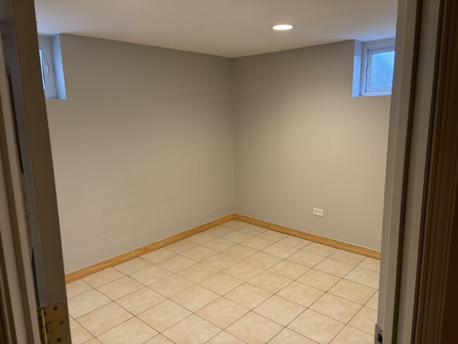 Building Photo - 1210 Dell Rd