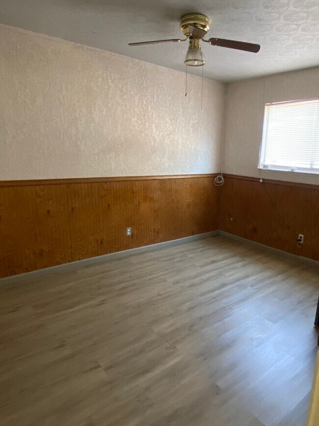 Building Photo - Charming 3BR House in Stockton