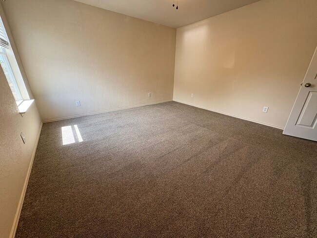 Building Photo - Beautiful home in Town Creek Village - Cibolo