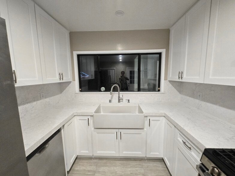 Building Photo - 12715 Glynn Ave