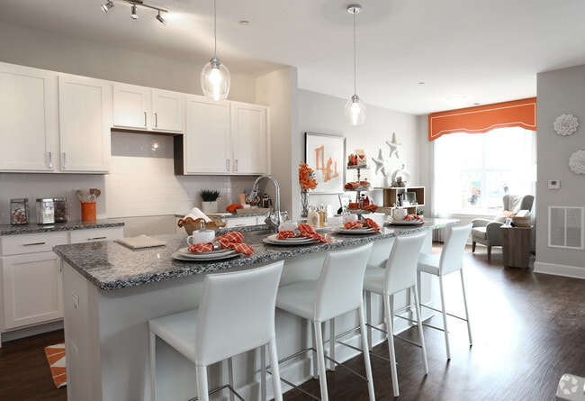Interior Photo - Saybrook Station