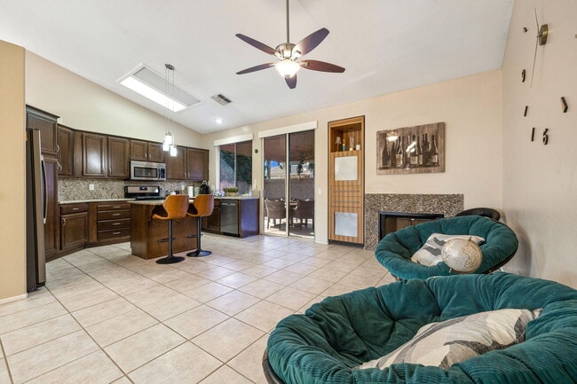 Building Photo - 68215 Pasada Rd