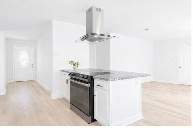 Building Photo - 4406 Kacee Dr