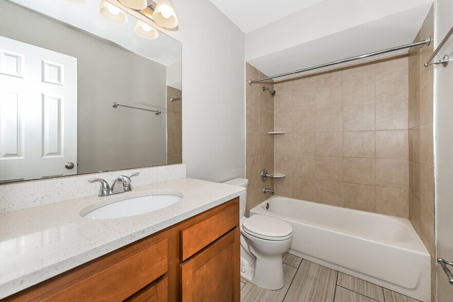 Building Photo - 5551 Edenfield Rd