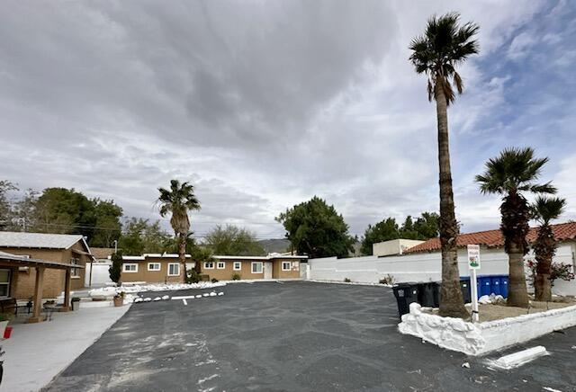 Building Photo - 66282-66285 5th St