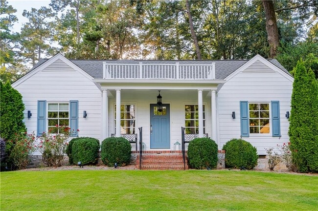 Building Photo - 4006 N Stratford Rd NE