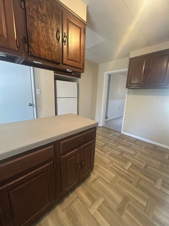 Building Photo - 3 Bedroom Duplex in Penbrook Boro.