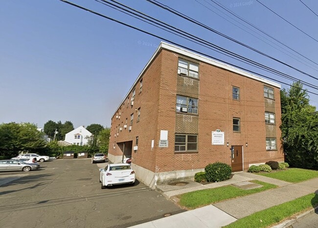 Primary Photo - Hollister Ave