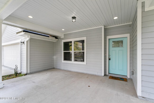 Building Photo - 6133 Catawissa Ct