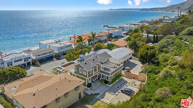 Primary Photo - 25157 Malibu Rd