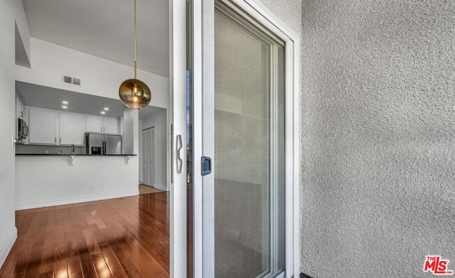 Building Photo - 12621 Washington Pl