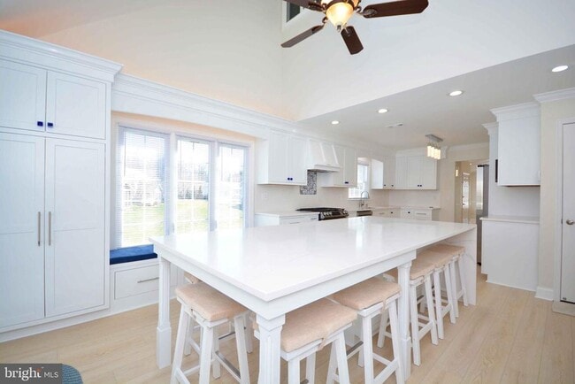 Building Photo - 2501 Eastern Point Ct