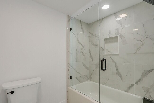 Building Photo - 200 Ocean Trail Way