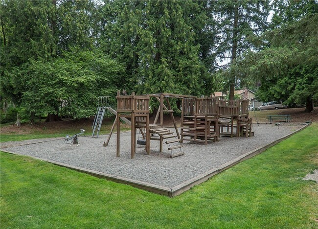 Building Photo - 17412 Palomino Dr