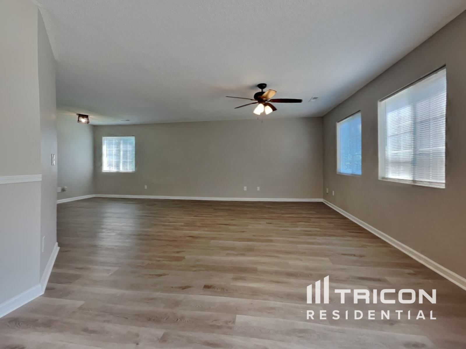 Building Photo - 5705 Waterpoint Dr