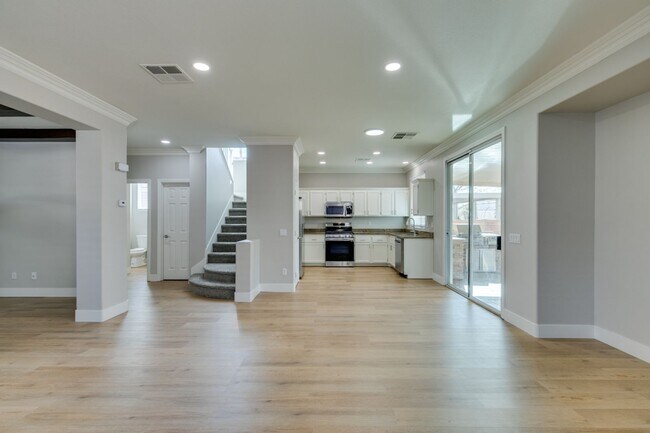 Building Photo - BEAUTIFUL SUMMERLIN 3 BEDROOM UPGRADED!!