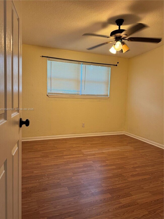 Building Photo - 9410 Gilchrist Ct
