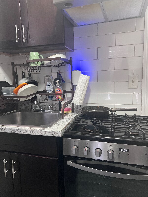 Building Photo - 67 Medway St