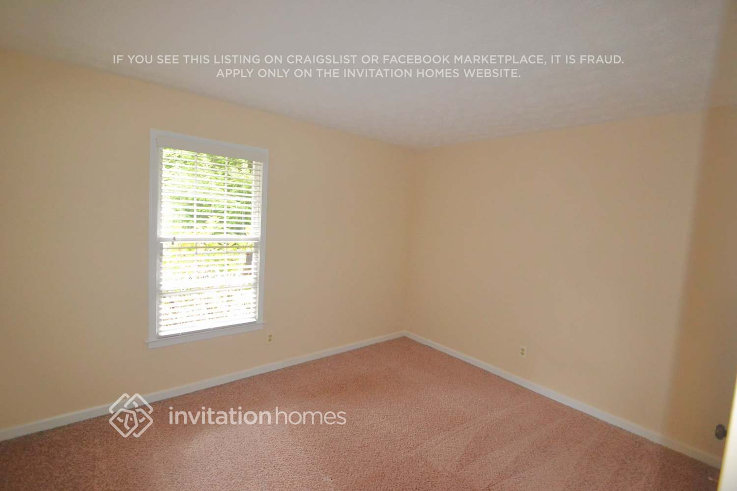 Building Photo - 2077 N Landing Way