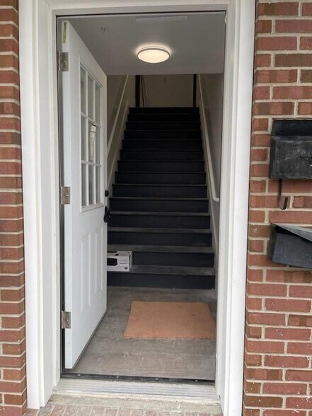 Primary Photo - 4822 Kutztown Rd