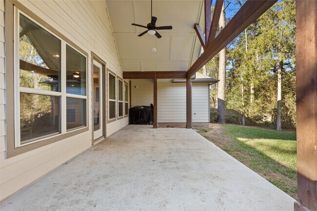 Building Photo - 12140 Goliad Ln