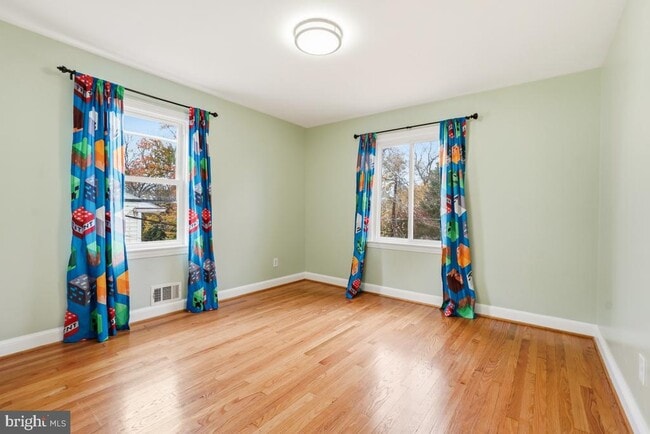 Building Photo - 3217 Gumwood Dr