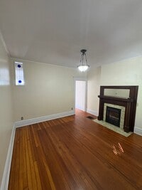 Building Photo - 2 bedroom Apartment Near German Village