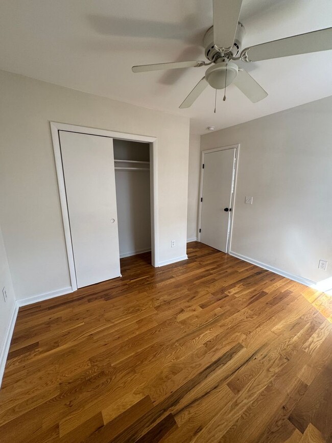 Building Photo - 1036 Seymour Ave