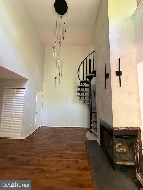 Building Photo - 46 Woodbine Ct