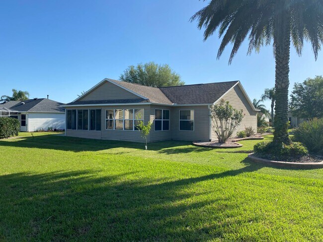 Building Photo - Beautiful ANNUAL, Fully Furnished, turnkey 3 Beds & 2 Baths in The Village of Sabal Chase