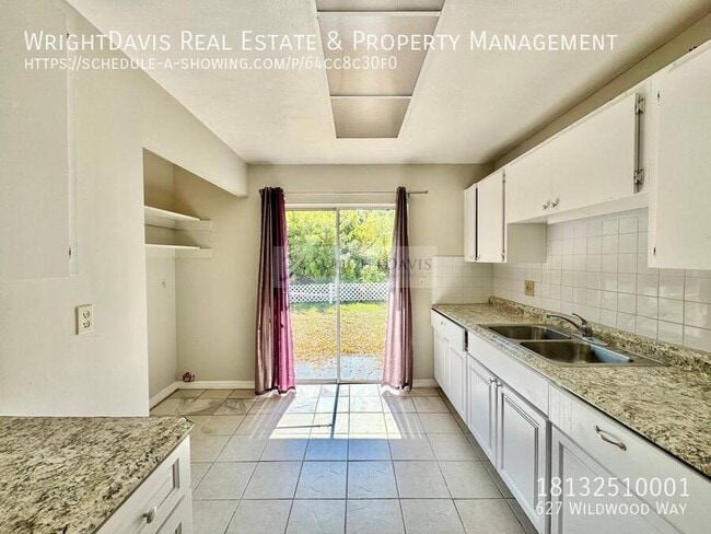 Building Photo - 627 Wildwood Way