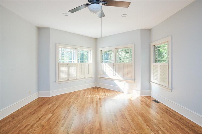 Building Photo - 1843 Butlers Ln