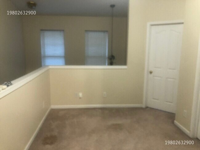 Building Photo - 16659 Commons Creek Dr