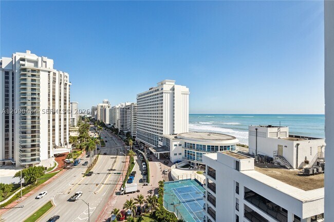 Building Photo - 5401 Collins Ave