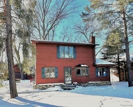 Building Photo - 3224 Mc Comb St