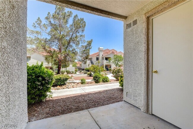 Building Photo - 760 Hunters Creek Ln