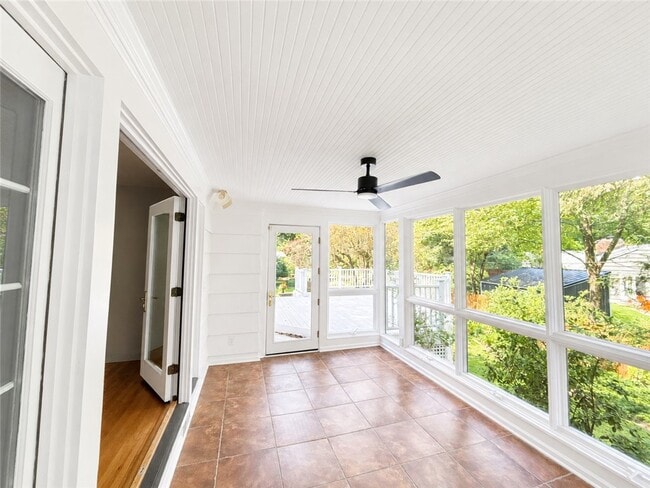 Building Photo - 20 Briar Patch Rd
