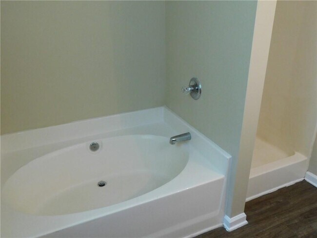 Building Photo - 2379 Tullamore Cir