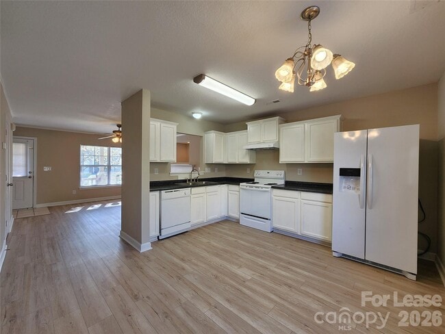 Building Photo - 1445 Matthew Allen Cir