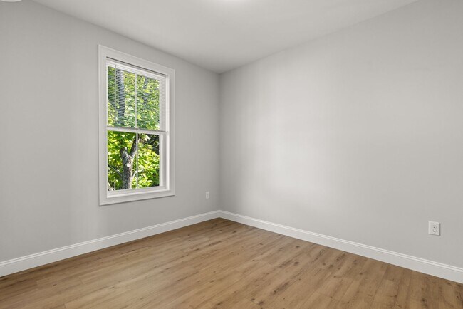 Building Photo - Ember Drive