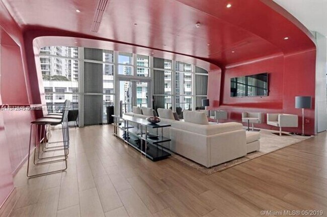 Building Photo - 1100 S Miami Ave