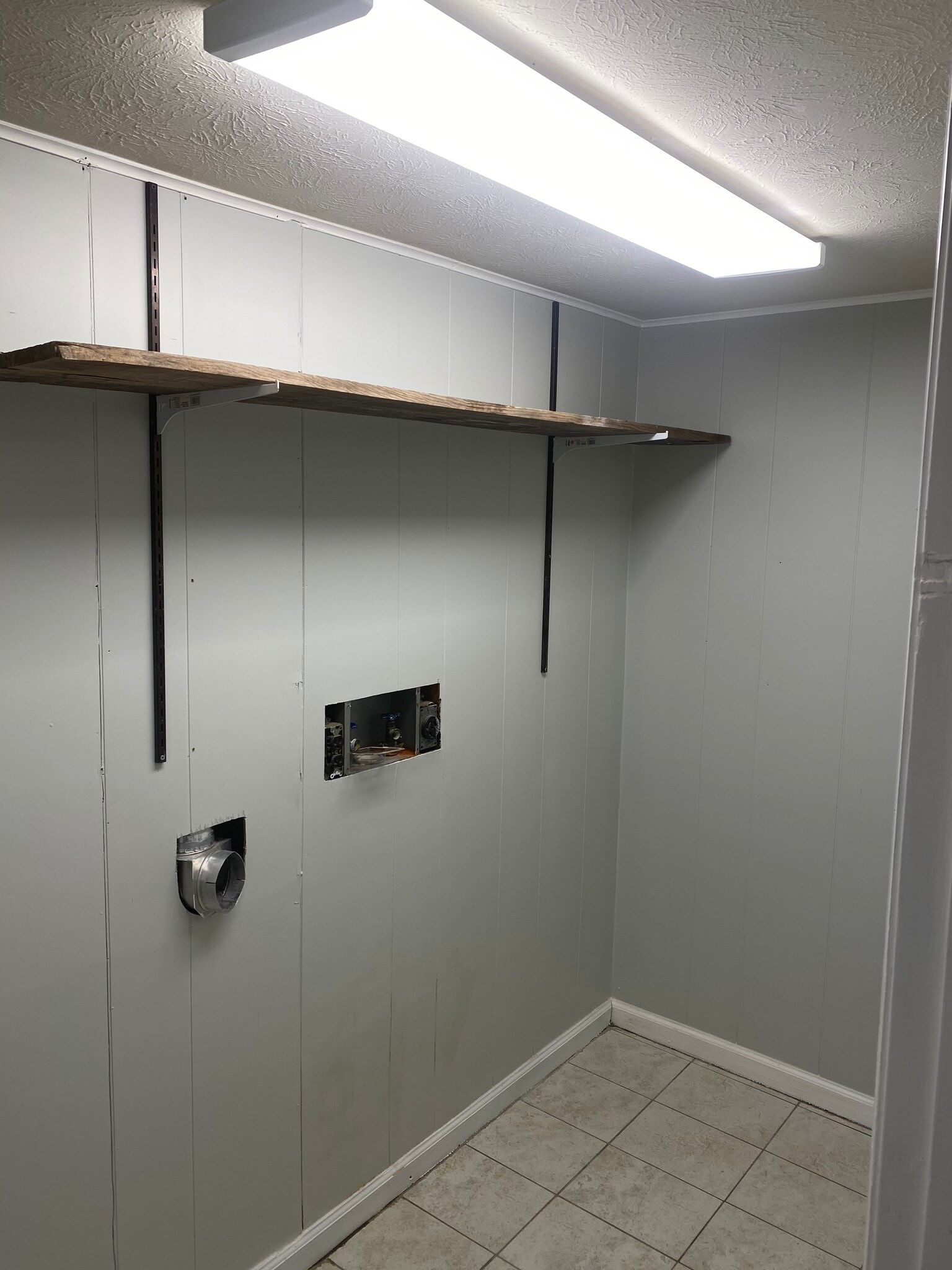 Building Photo - 3400 Maxon Rd