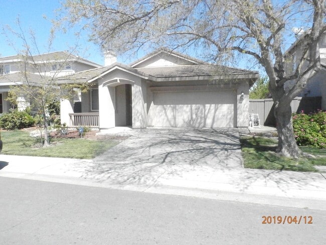 Building Photo - Very Cozy N.Natomas Single Story 4/2!  (Please read entire ad prior to requesting an appointment)