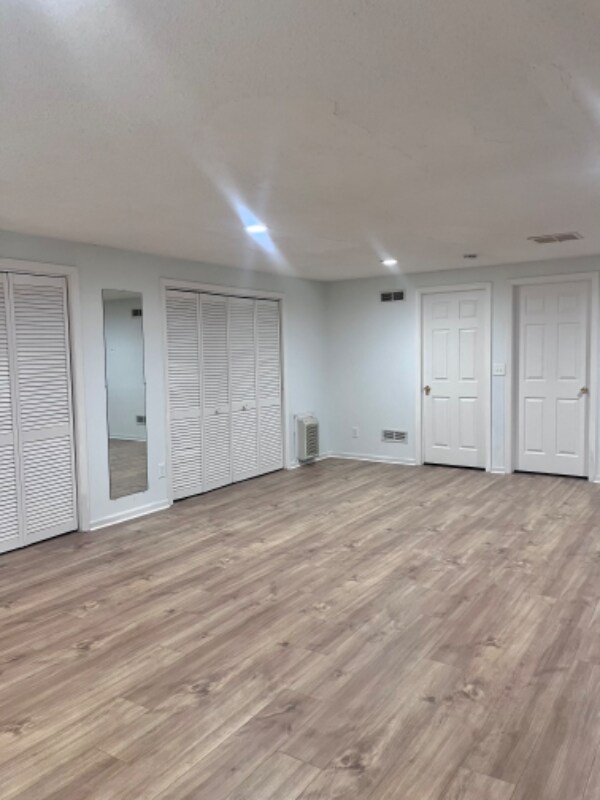 Building Photo - 50 Meadowlark Ln